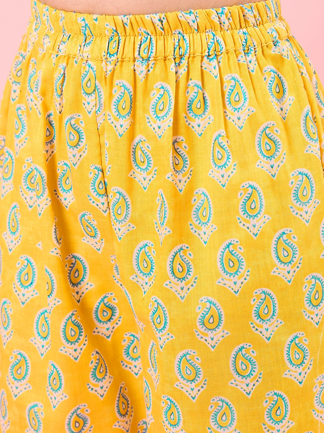 Girls Checked Pyjamas (IW-YELLOWBOOTISTRIPE)