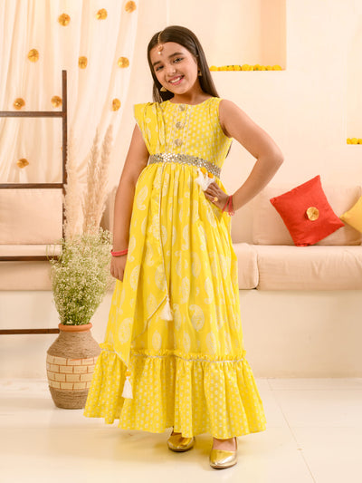 Girls Ethnic Motifs Printed Fit & Flare Maxi Ethnic Dress with Dupatta & Belt (IW-YELLOWKHADDI)