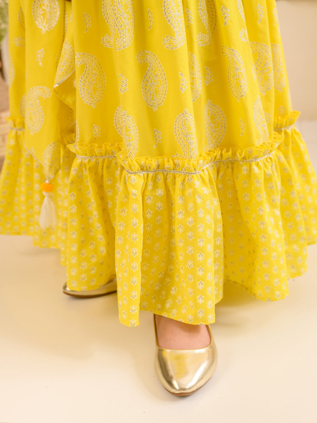 Girls Ethnic Motifs Printed Fit & Flare Maxi Ethnic Dress with Dupatta & Belt (IW-YELLOWKHADDI)