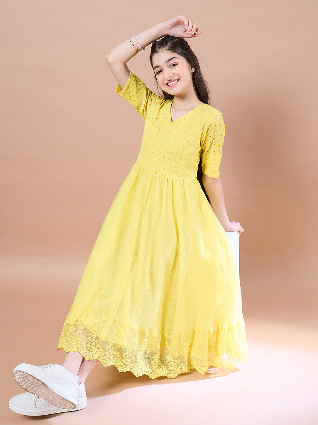 Girls Yellow self design dress Cotton V-Neck Short Sleeves Fit & Flare Midi Dress (IW-YELLOWKOTASCHIFFLY)