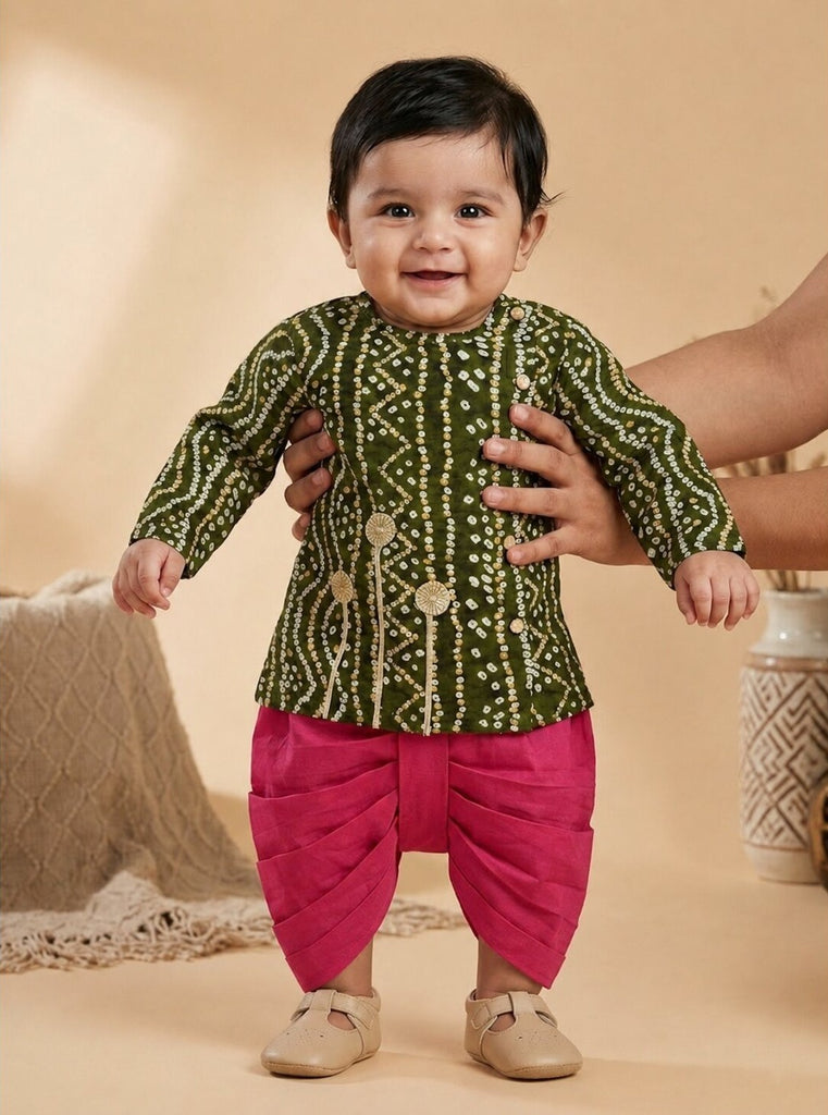Pspeaches Baby Boy Green & Magenta Ethnic Bandhani Rayon Angrakha Kurta With Dhoti Set