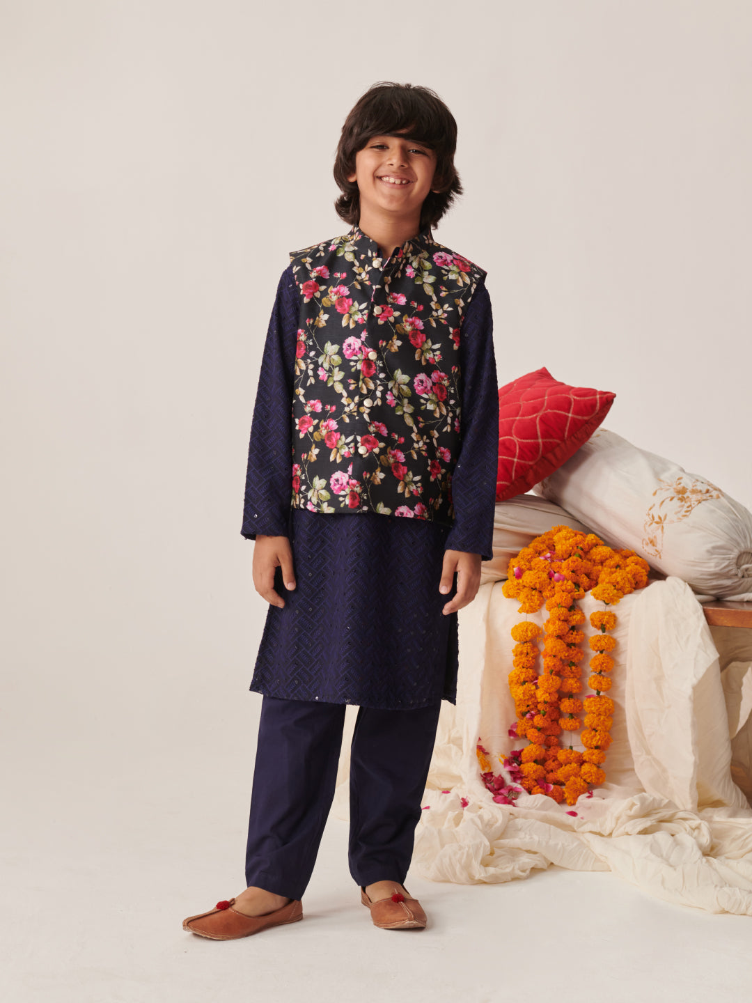 Boys Floral Embroidered Regular Sequinned Kurta With Pyjamas (KP-BLACKPINKFLOWER)