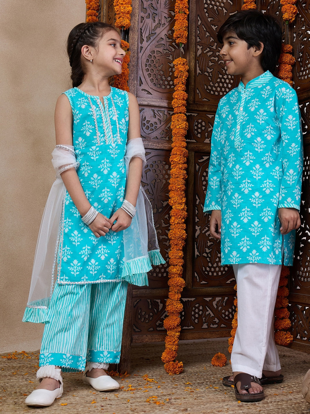 Boys Mandarin Collar Ethnic Motifs Printed Regular Kurta With Pyjamas (KP-FIROZIBOOTA)