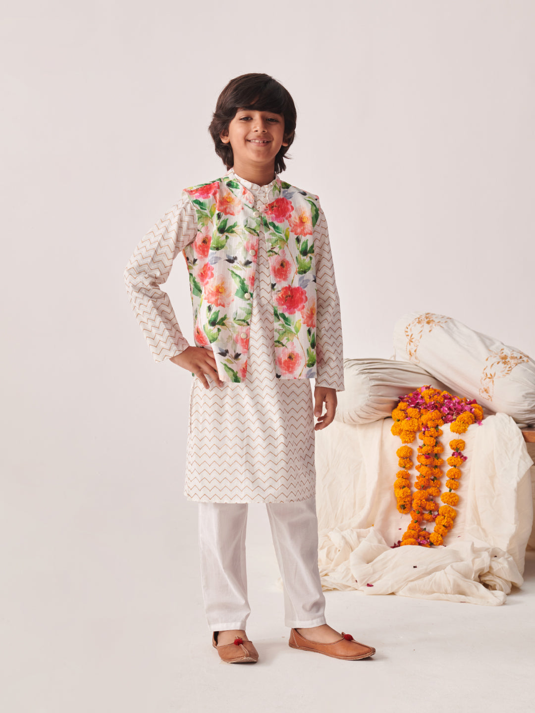Boys Printed Regular Kurta With Pyjamas (KP-FLORALJACKET)