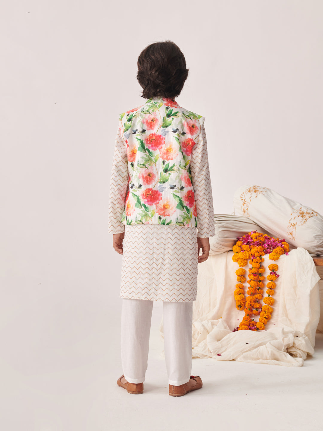 Boys Printed Regular Kurta With Pyjamas (KP-FLORALJACKET)