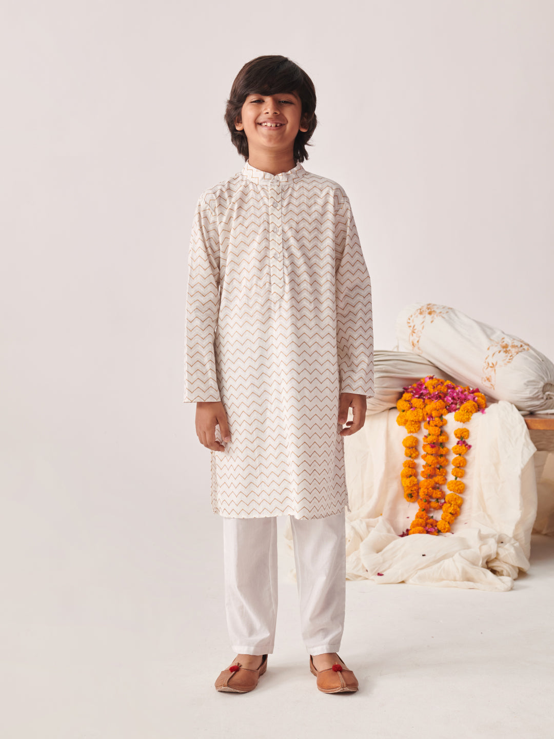 Boys Printed Regular Kurta With Pyjamas (KP-FLORALJACKET)