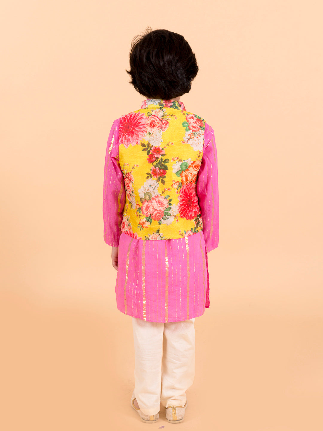 Boys Pink Floral Embroidered Kurti with Trousers (KP-floralggt)