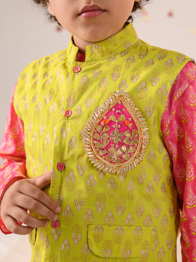 Boys Ethnic Motifs Printed Pure Cotton Kurta with Pyjamas & Nahru Jacket (KP-GREENFOIL_1)