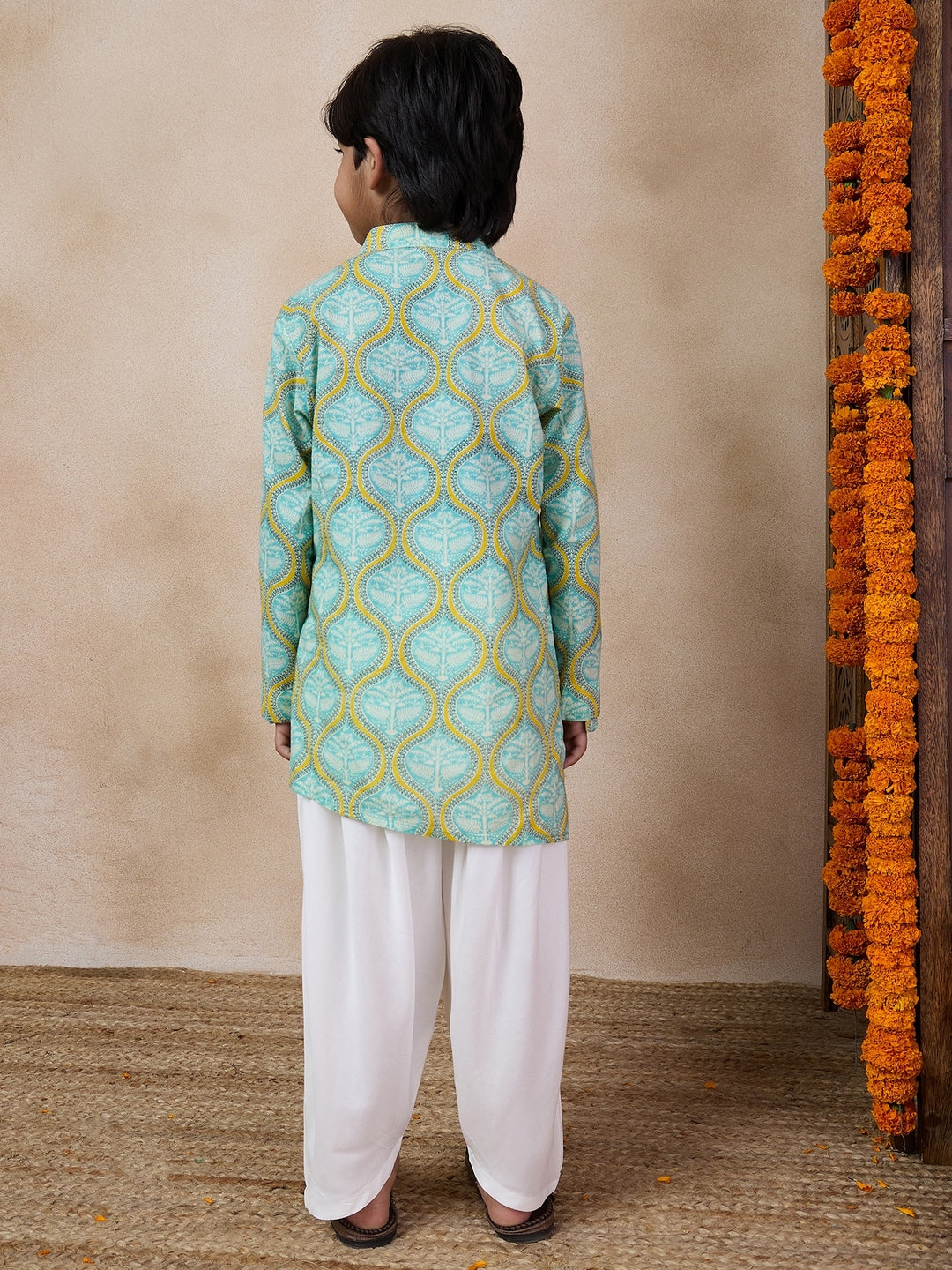 Boys Mandarin Collar Floral Printed Regular Kurta With Salwar (KP-GREENSHELL)