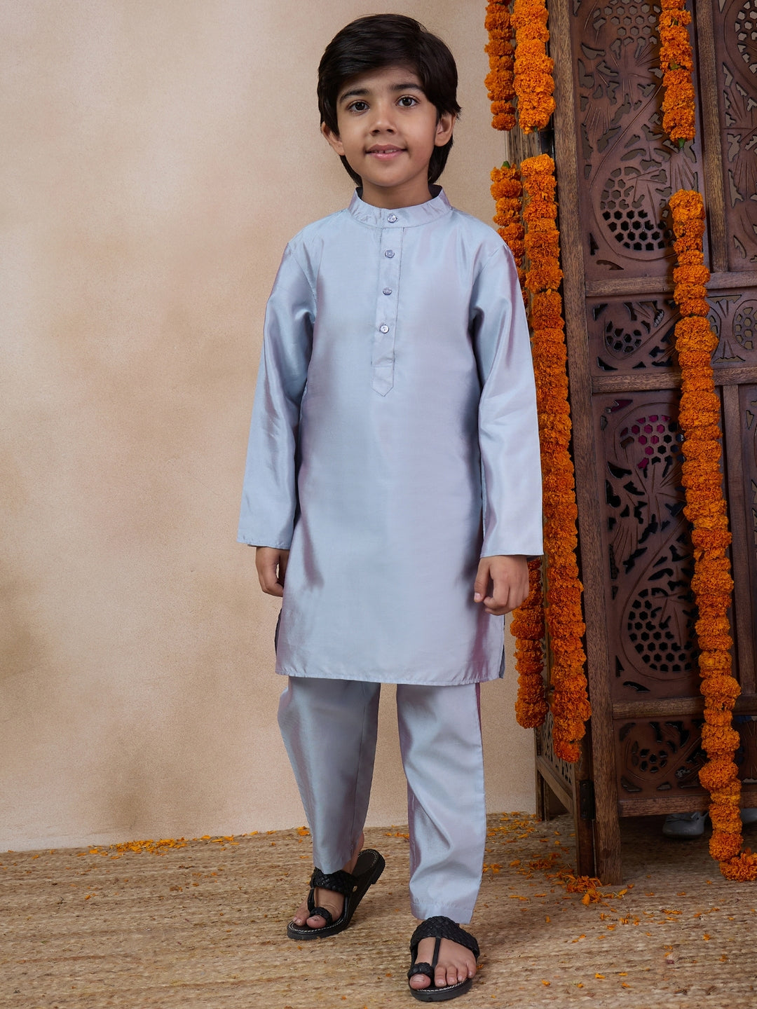 Boys Mandarin Collar Long Sleeves Straight Kurta With Pyjamas Jacket (KP-GREYKHADDI)