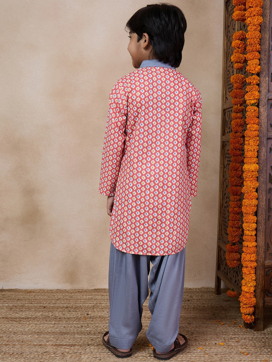 Boys Mandarin Collar Floral Printed Regular Kurta With Pyjamas (KP-GREYPEACH)
