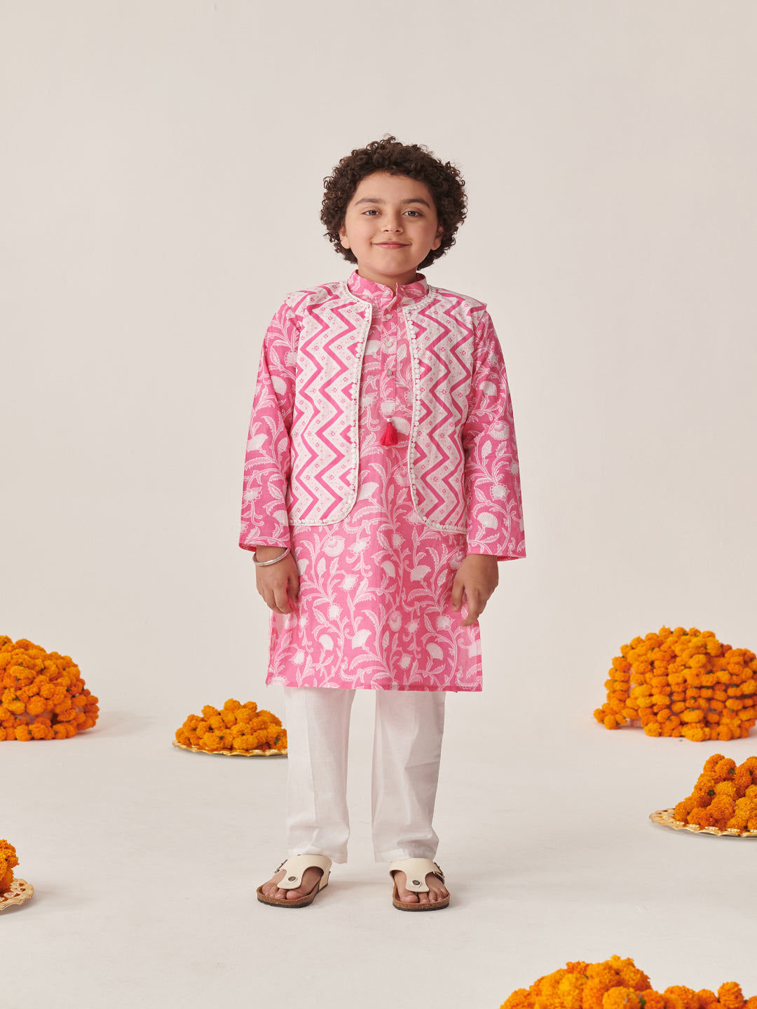 Boys Floral Printed Regular Kurta With Pyjamas (KP-JAALZIGZAG)