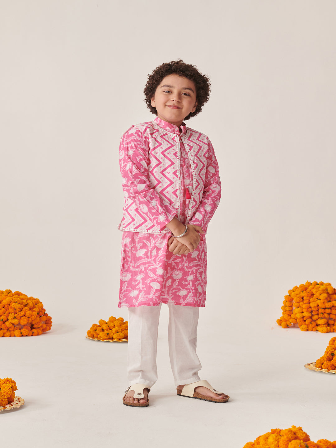 Boys Floral Printed Regular Kurta With Pyjamas (KP-JAALZIGZAG)