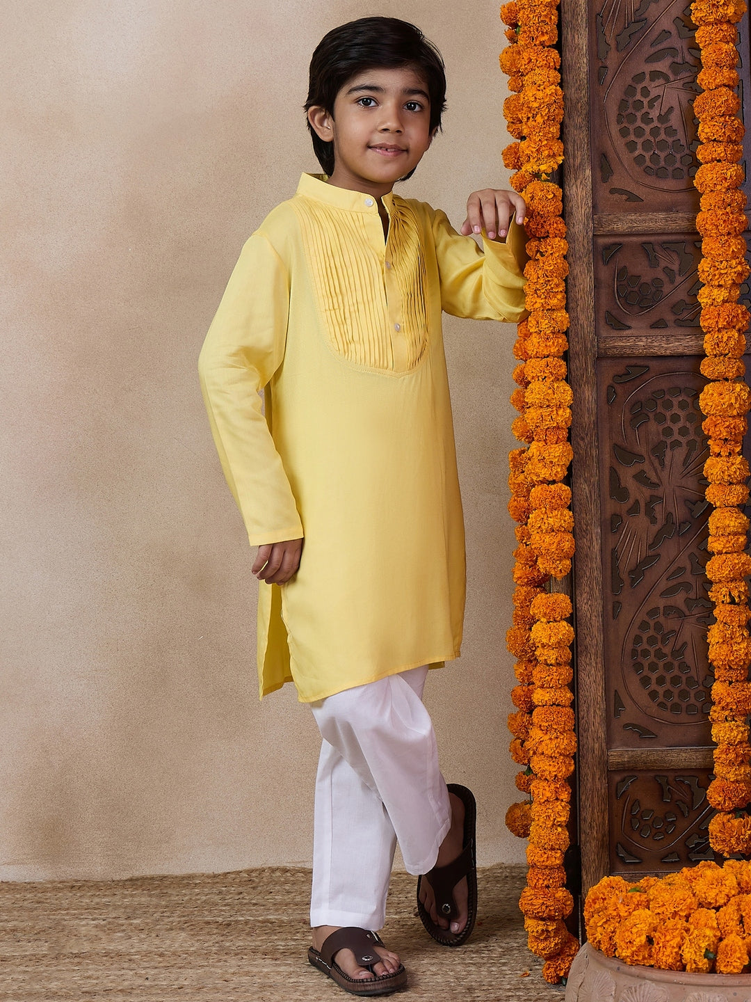 Boys Yoke Design Band Collar Straight Kurta With Pyjamas (KP-LEMONPINTUCKS)