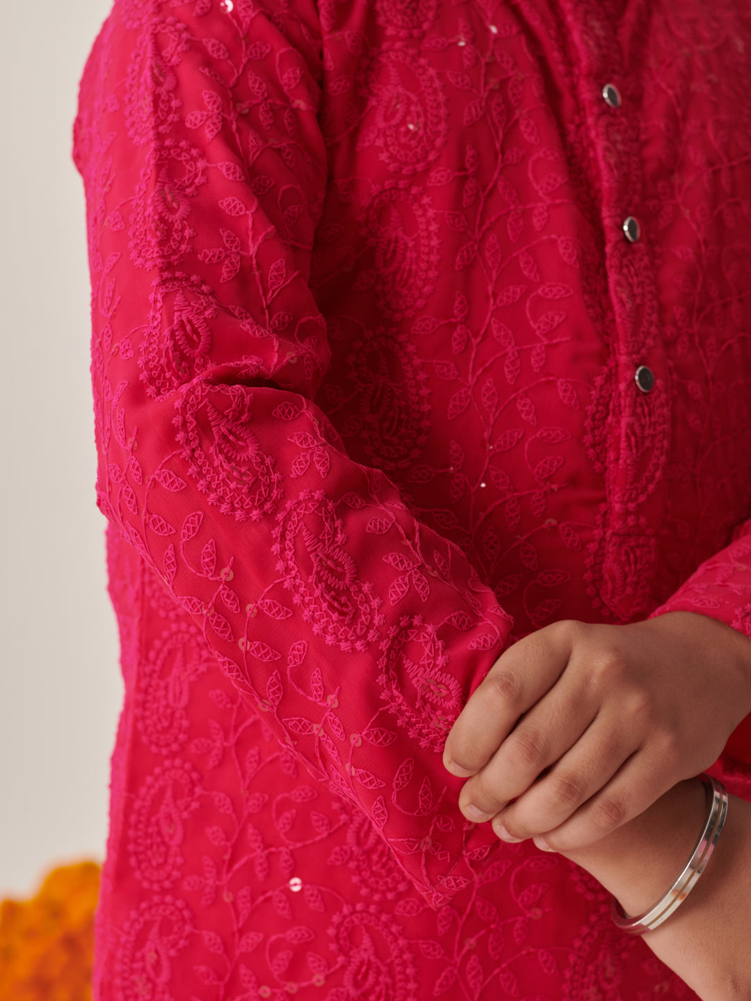 Boys Floral Embroidered Regular Thread Work Kurta With Pyjamas (KP-MAGENTAGGTSEQ)