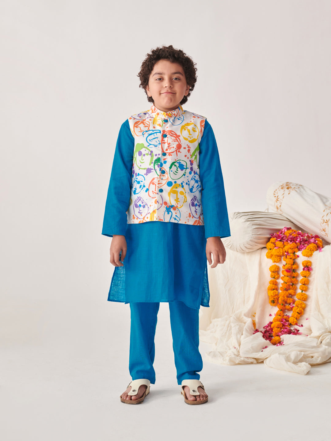 Boys Regular Kurta With Pyjamas (KP-MULTIFACES)