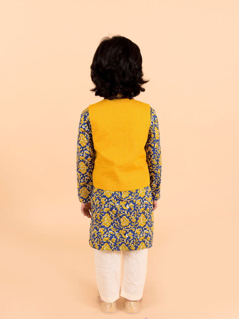 Boys Navy Blue Floral Printed Pure Cotton Kurta with Trousers & With Dupatta (Kp-Navyjaal)