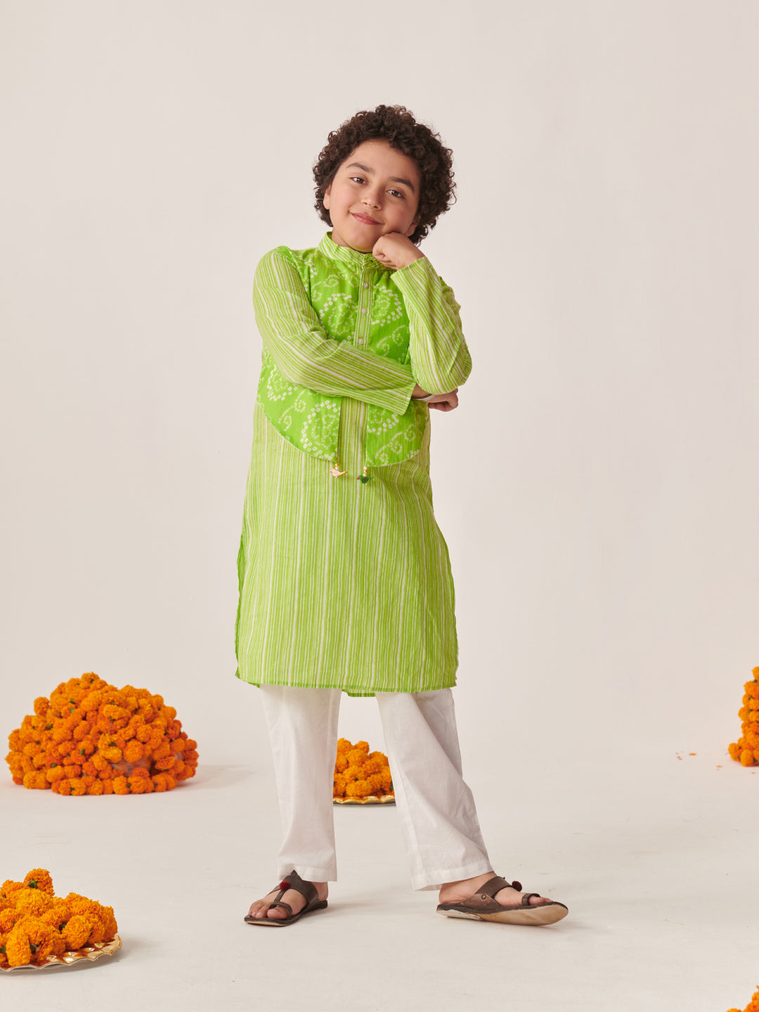 Boys Striped Regular Kurta With Pyjamas (KP-PARROTGREEN)