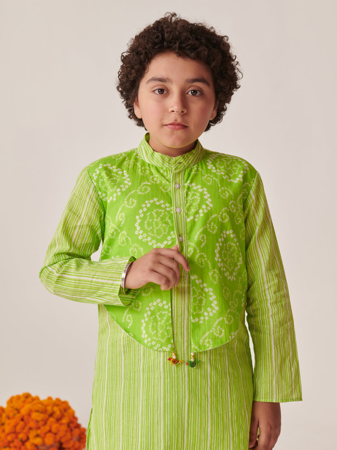 Boys Striped Regular Kurta With Pyjamas (KP-PARROTGREEN)