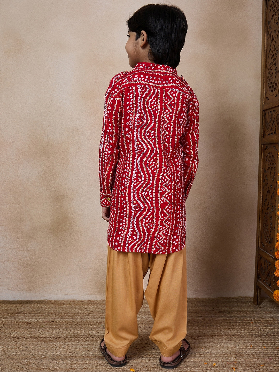 Boys Floral Regular Kurta With Pyjamas (KP-REDBANDHANI)