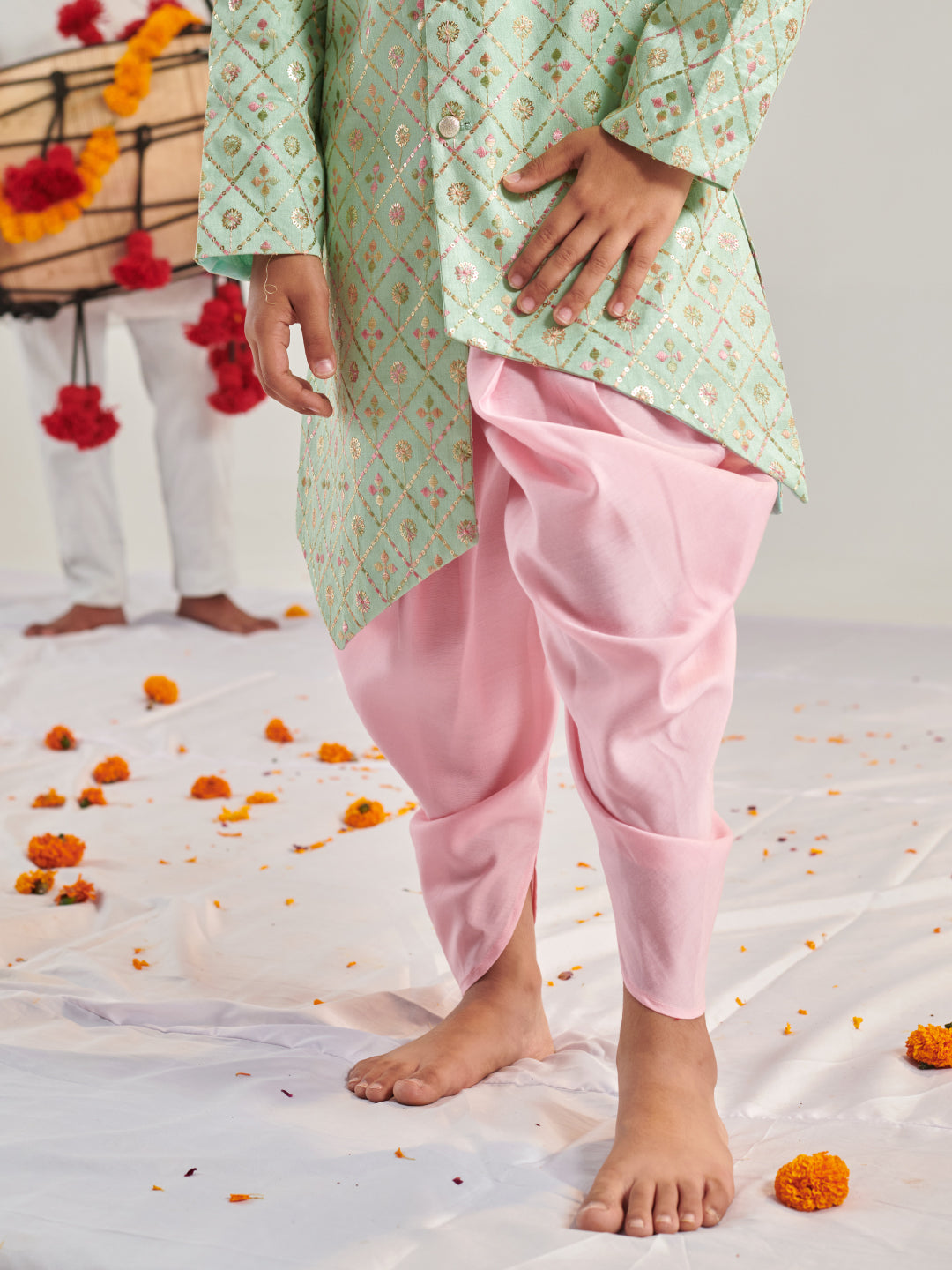 Boys Embroidered Regular Kurta With Dhoti Pants (KP-SHERWANI)