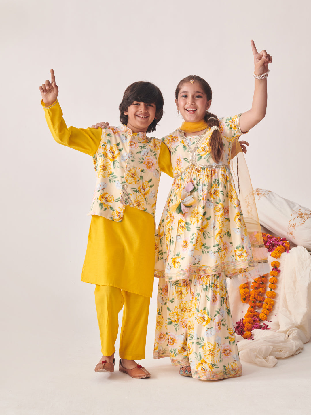 Boys Regular Kurta With Pyjamas (KP-YELLOWCHANDERI)