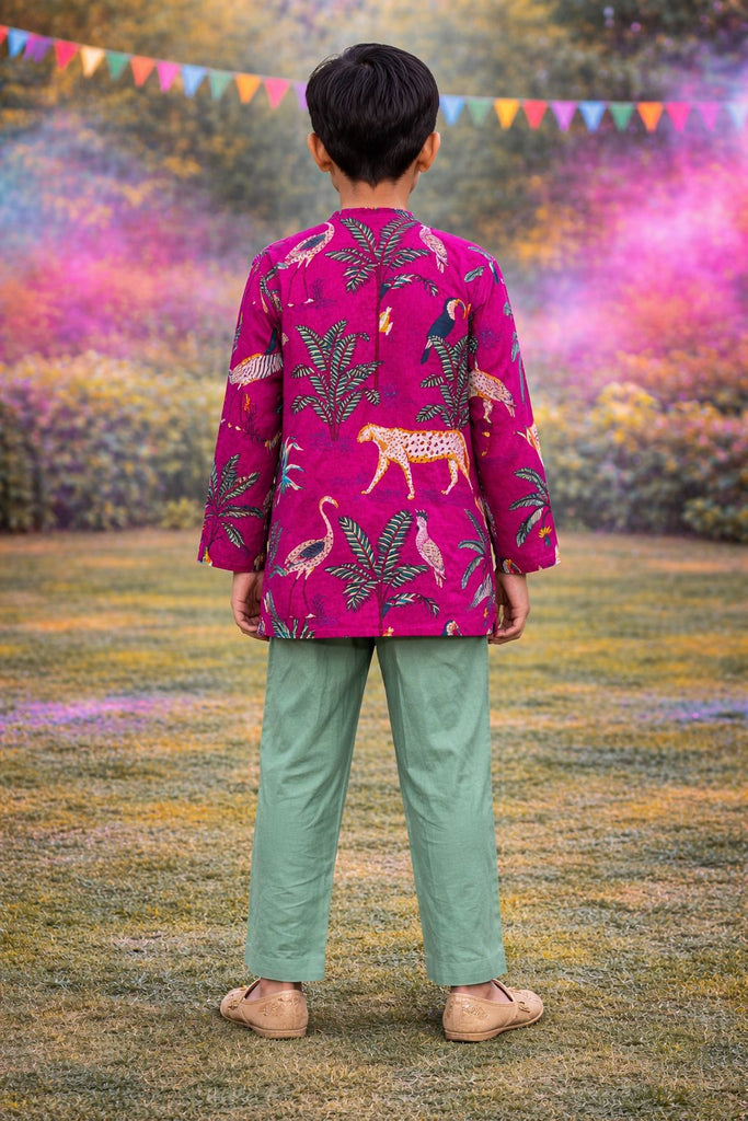 Pspeaches Boys Magenta & Olive Green Ethnic Animal Print Straight Fit Cotton Kurta & Pyjamas Set ( Sku-Kp-Jungle )