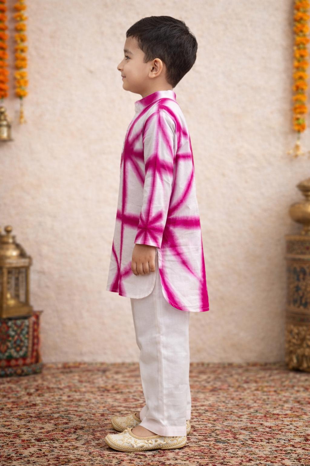 Pspeaches Boys White & Pink Ethnic shibori Straight Fit Cotton Kurta With Pyjamas ( Sku-Kp-Purpleshib )