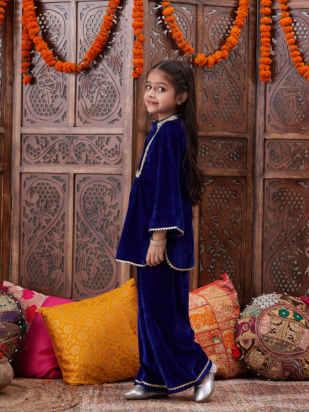 Girls Yoke Design Mandarin Collar Regular Gotta Patti Velvet Kurta with Salwar (KS-BLUEVELVET)