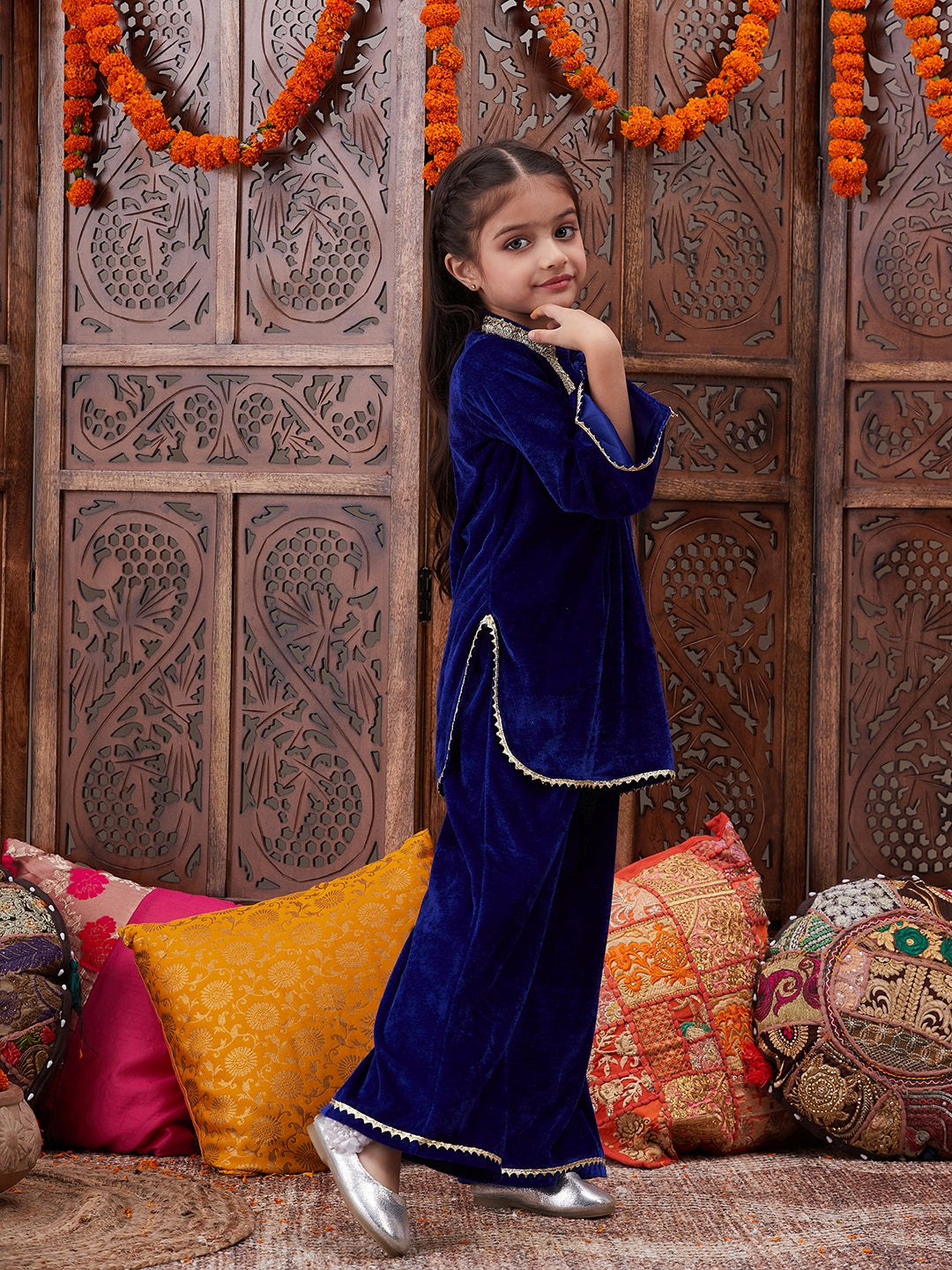 Girls Yoke Design Mandarin Collar Regular Gotta Patti Velvet Kurta with Salwar (KS-BLUEVELVET)