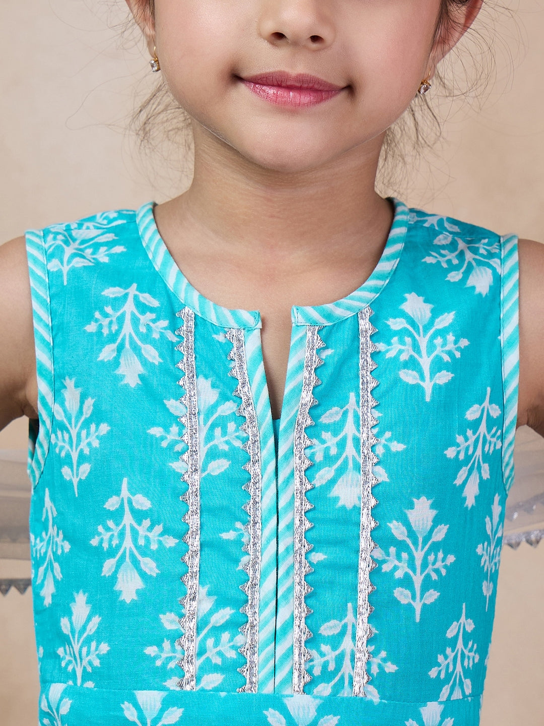 Girls Floral Printed Regular Kurti With Pyjamas With Dupatta (KS-BLUEWHITEBOOTI)