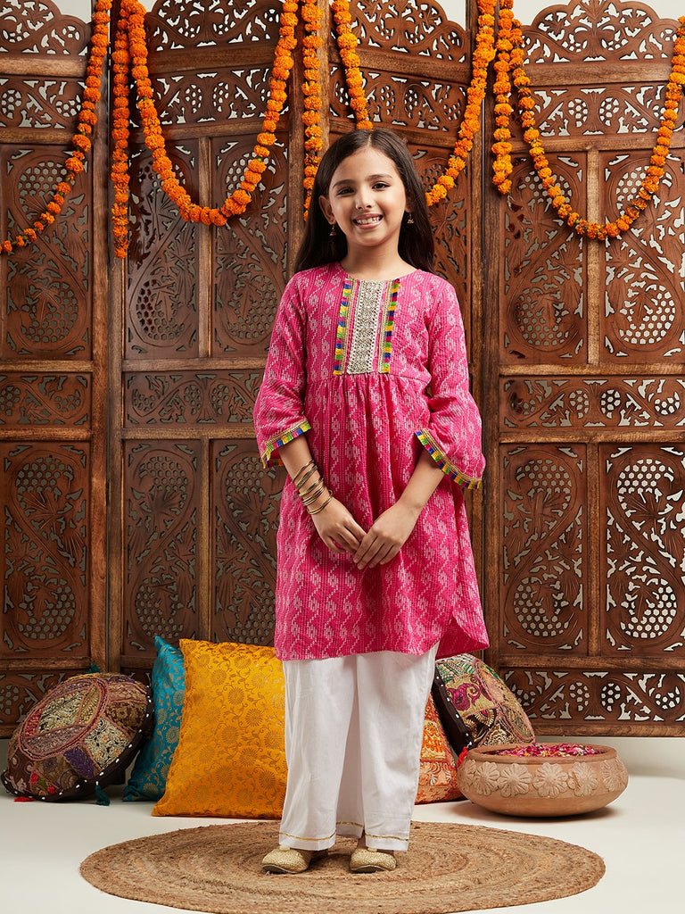 Pspeaches Girls Magenta Ethnic Motifs Printed Regular Kurta With Pyjamas (KS-MAGENTADOBBY)