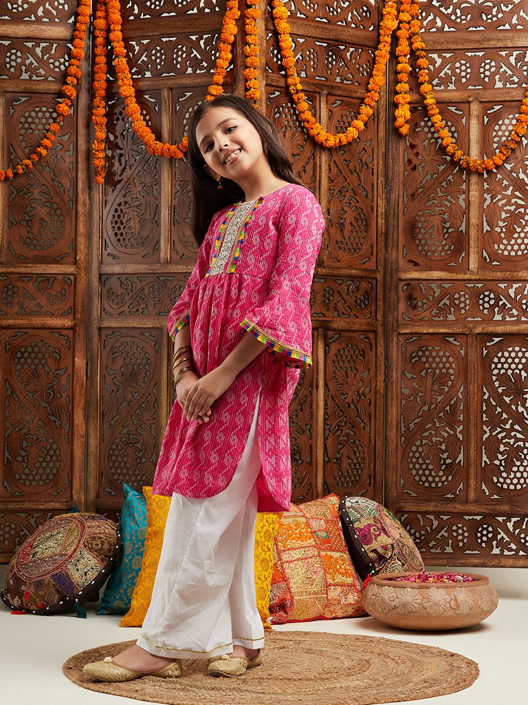 Pspeaches Girls Magenta Ethnic Motifs Printed Regular Kurta With Pyjamas (KS-MAGENTADOBBY)