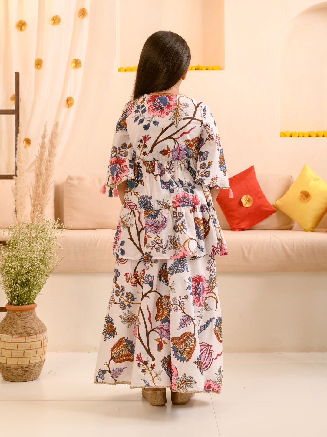 Girls Floral Printed Pure Cotton Kurta With Palazzos (KS-OFFWHITELAYER)