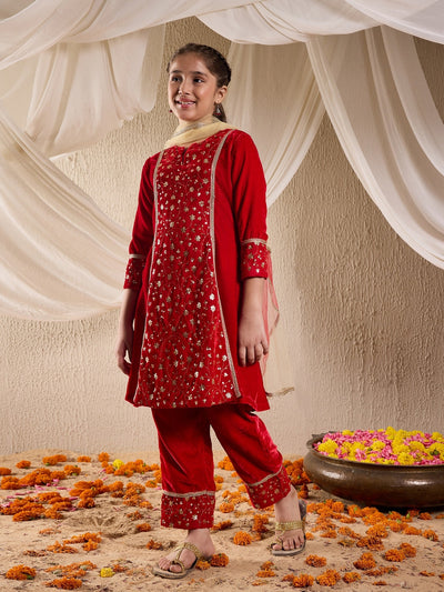 Pspeaches Girls Floral Embroidered Sequinned Velvet Kurta With Trousers & Dupatta (KS-REDSEQVELVET)