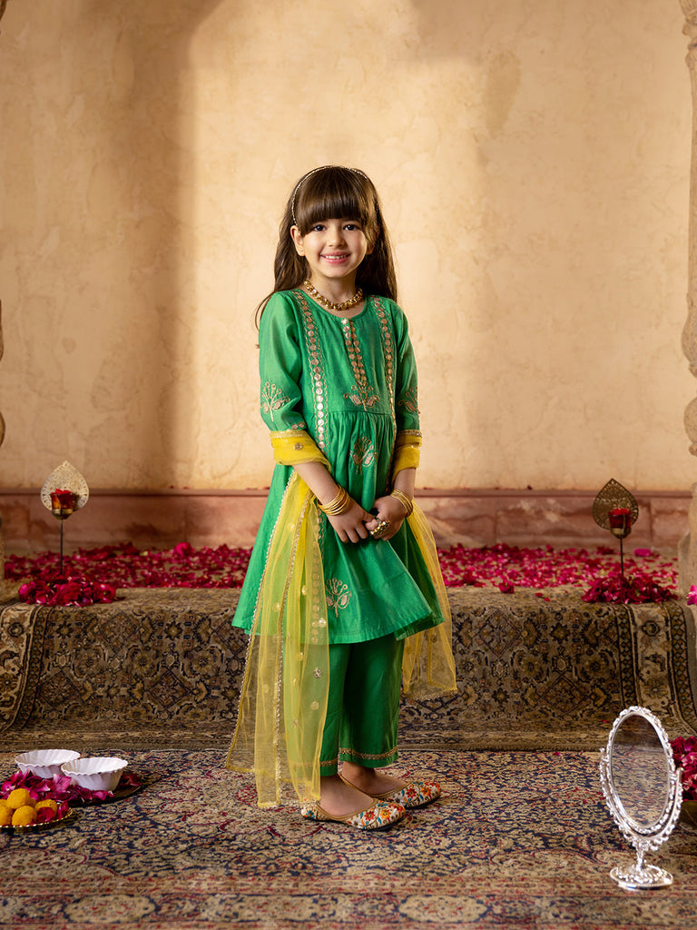 Pspeaches 3-Piece Green Color Chanderi Kurta, Payjama & Dupatta Set (KS25005701)