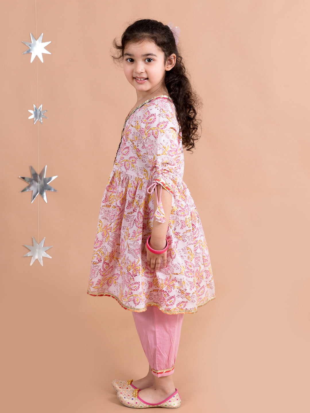 Girls Pink Floral Printed Angrakha Pure Cotton Kurti With Trousers With Dupatta (Ks-onionpink)