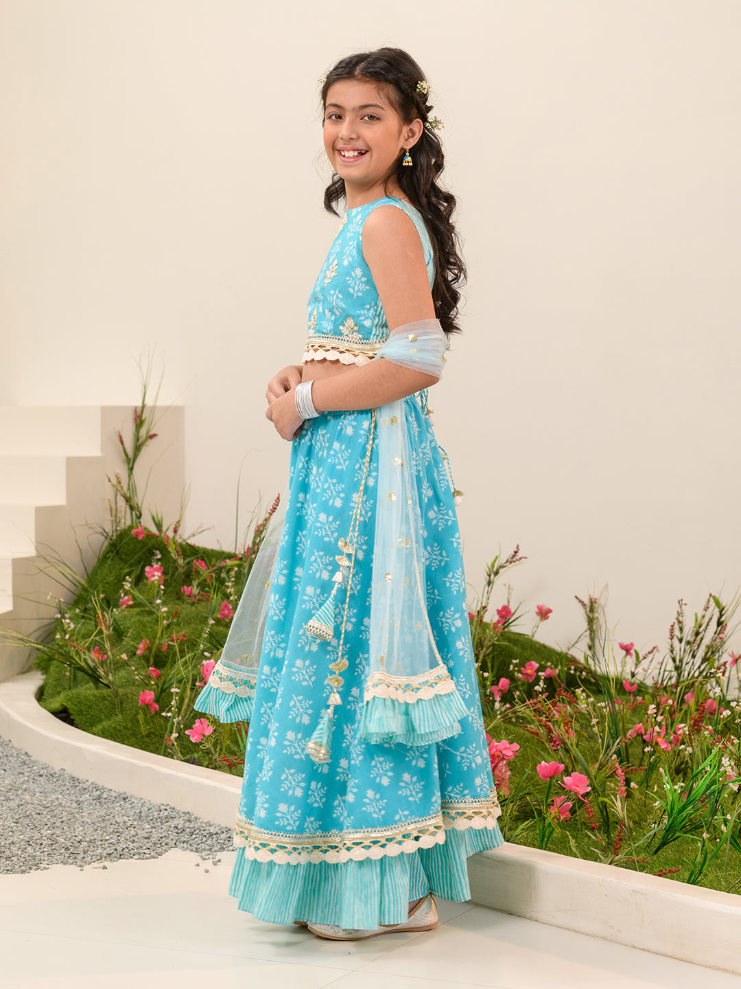 Girls Printed Thread Work Ready to Wear Lehenga & Blouse With Dupatta (L-BLUESTRIPE)