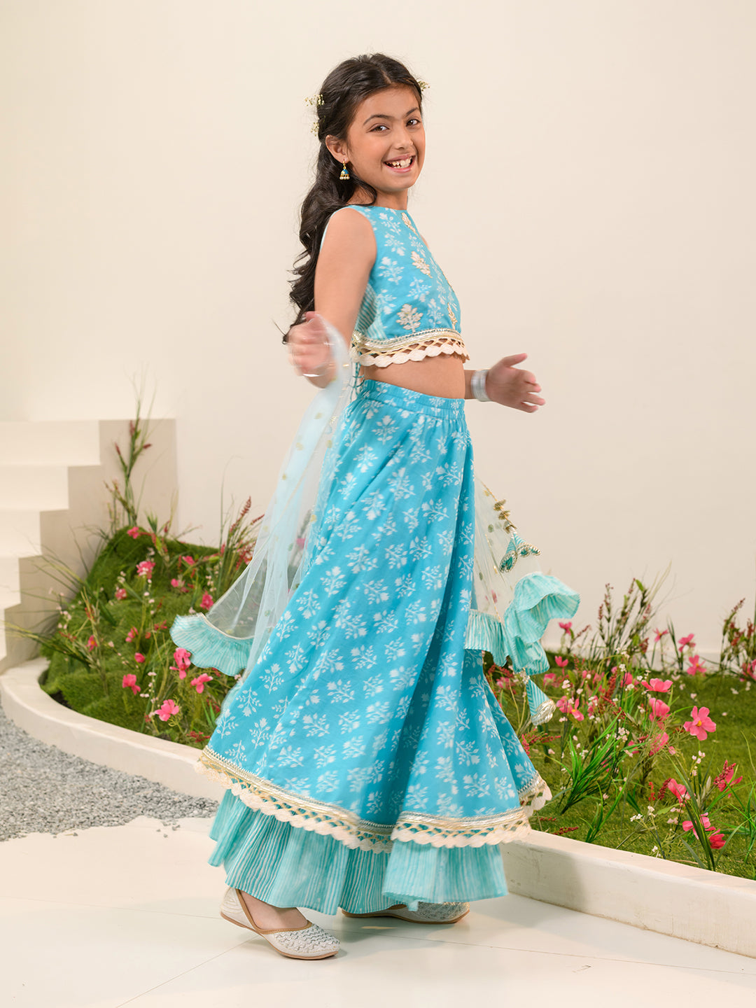 Girls Printed Thread Work Ready to Wear Lehenga & Blouse With Dupatta (L-BLUESTRIPE)