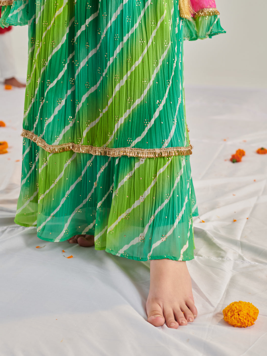 Girls Printed Ready To Wear Lehenga & Blouse With Dupatta (L-GREENMULTICRINKLE)