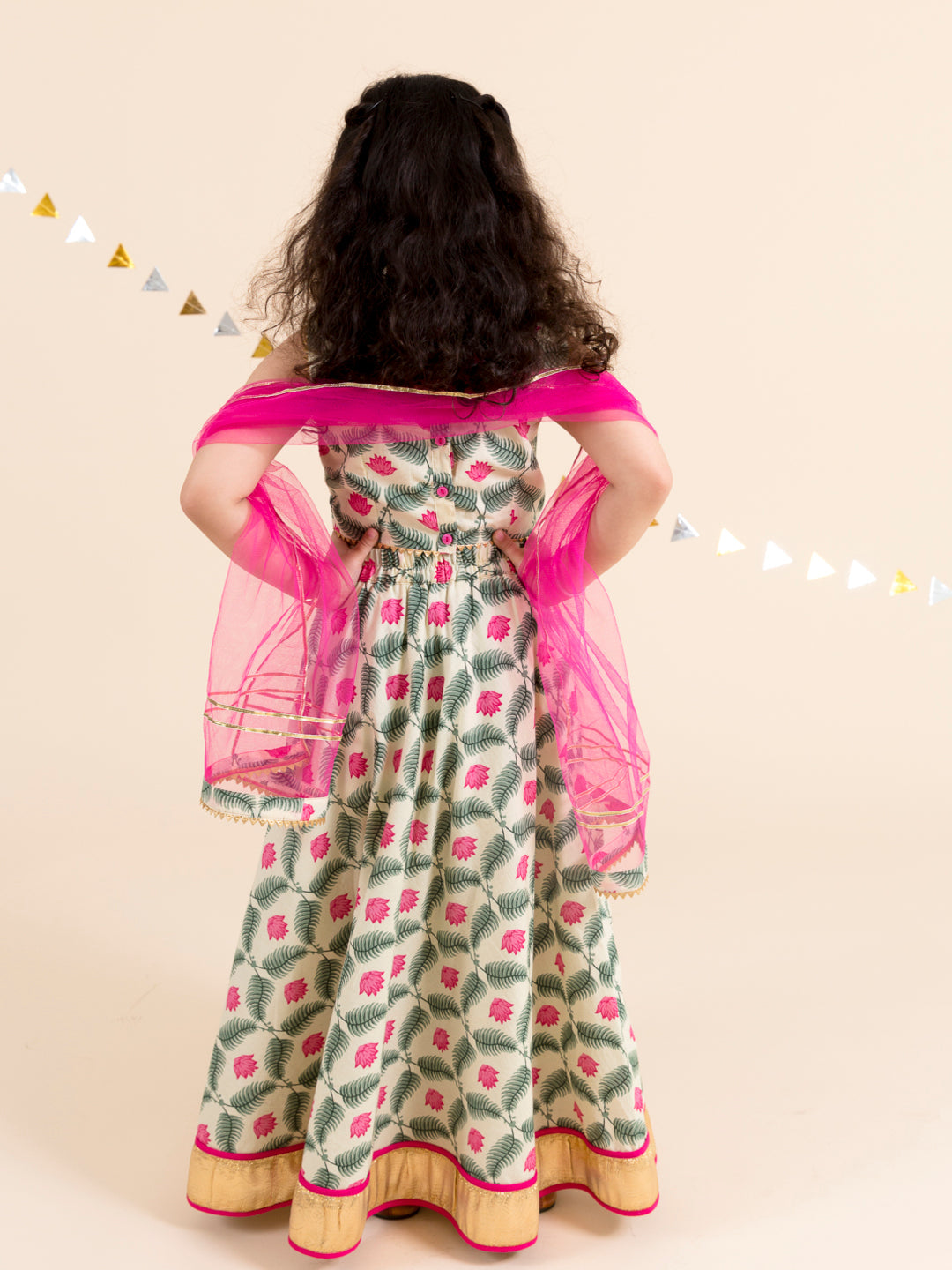 Girls Off White & Pink Printed Ready to Wear Lehenga & Blouse With Dupatta (L-Lotus)