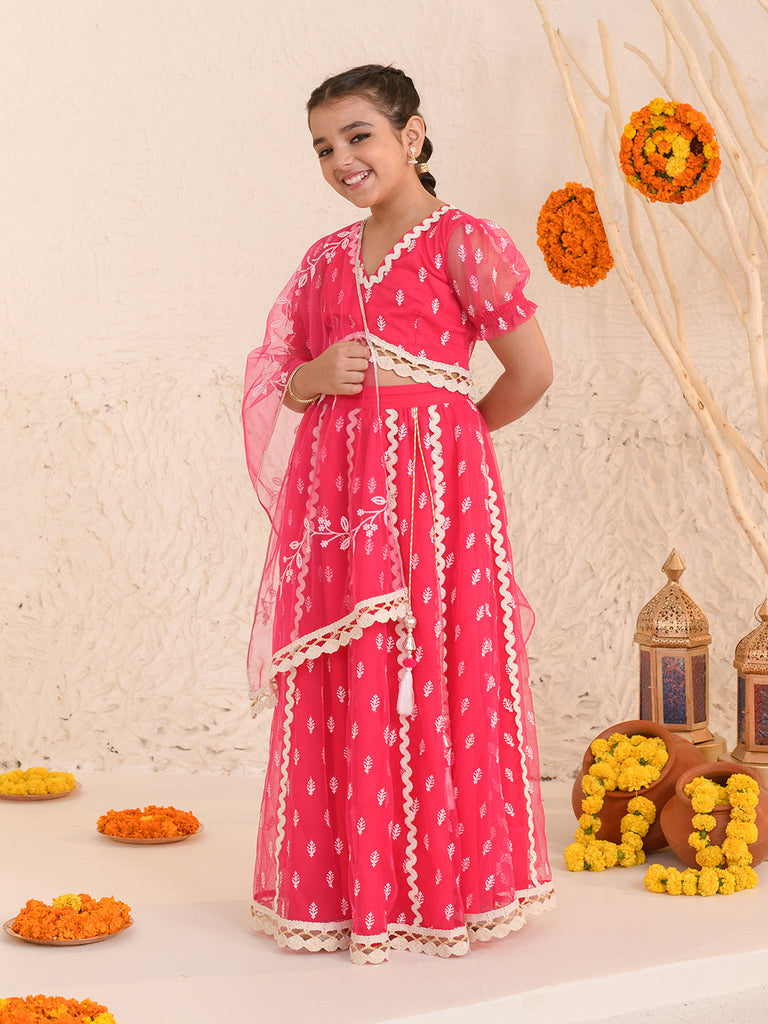 Girls Embroidered Thread Work Ready to Wear Lehenga & Blouse With Dupatta (L-MAGENTAWTBOOTI)