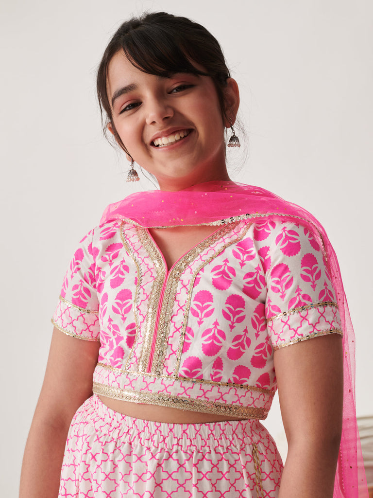 Girls Printed Ready To Wear Lehenga Blouse With Dupatta (L-PINKWTBOOTI)
