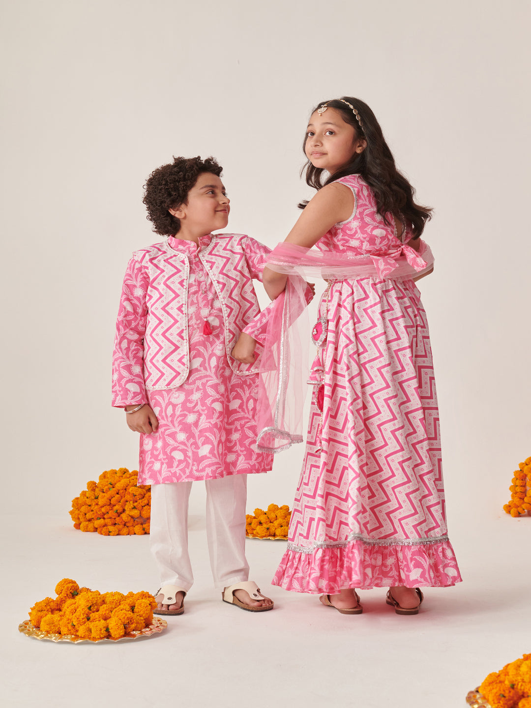 Girls Printed Ready To Wear Lehenga Blouse With Dupatta (L-PINKZIGZAG)