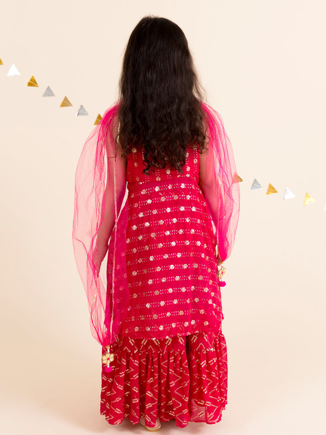 Girls Magenta & Gold-Toned Embellished Sequinned Ready to Wear Lehenga Choli (L-Raniseq)