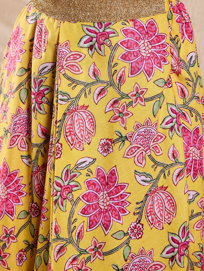 Pspeaches Girls Cotton Sleeveless Round Neck Gota Pati Embellished Lehenga Choli Set with Dupatta for Girls (L-YELLOWALLOVERPRINT)