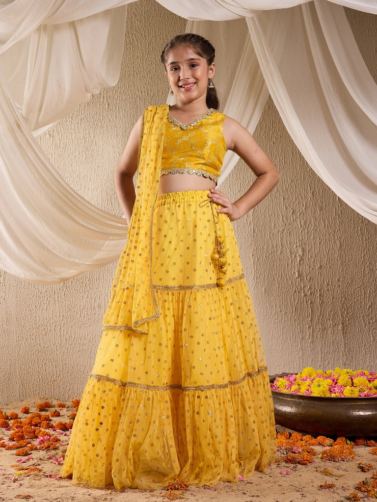Pspeaches Girls Silk Blend Sleeveless V Neck Neck Gota Pati Embellished Lehenga Choli Set with Dupatta for Girls (L-YELLOWMUKAISHWORK)