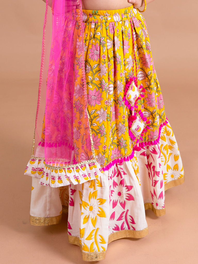 Girls Yellow & White Printed Ready to Wear Lehenga & Blouse With Dupatta (L-yellowpanel)