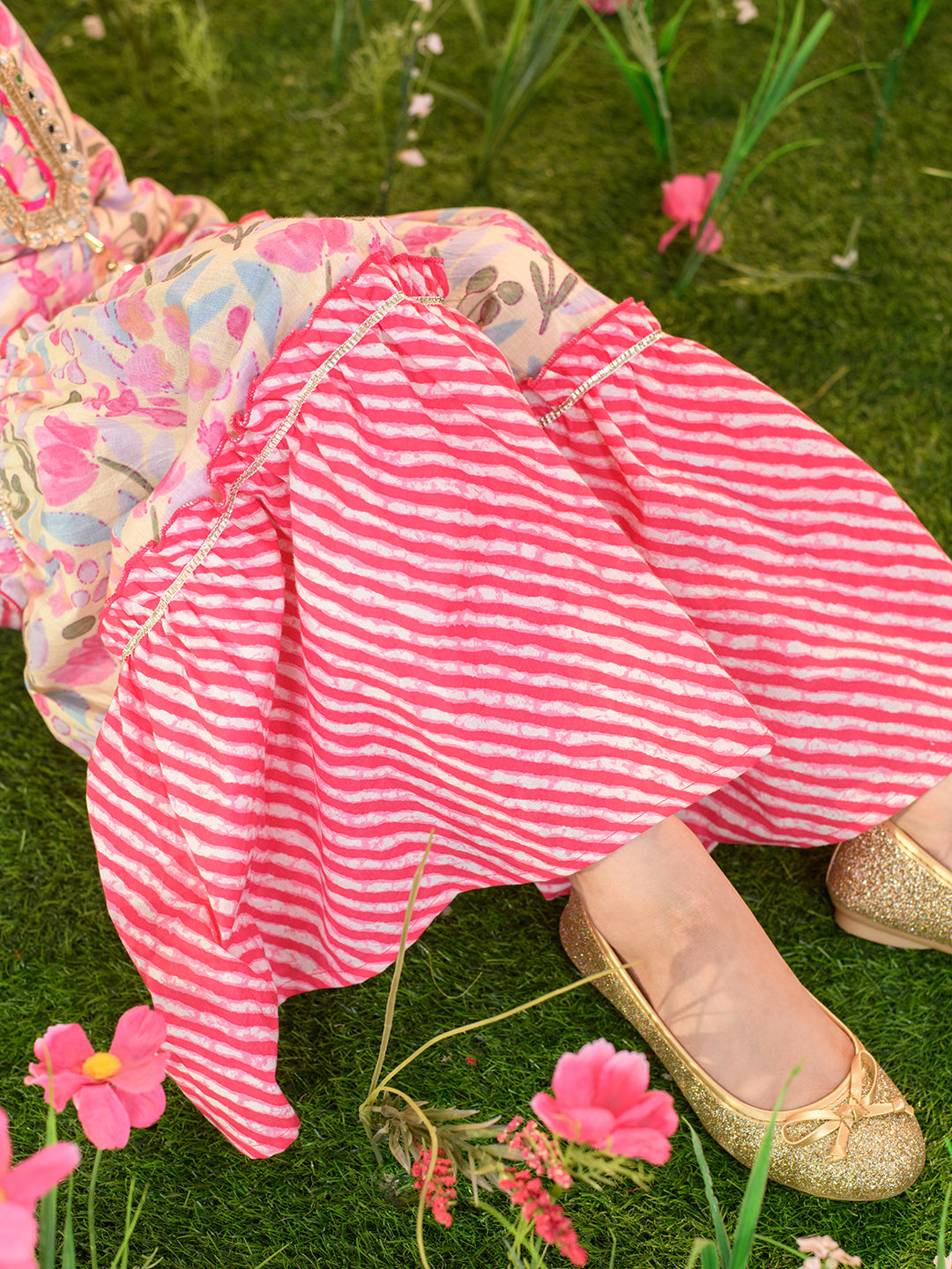 Girls Floral Printed Regular Pure Cotton Kurta with Sharara & Dupatta (SHA-MAGENTALEHERIYA)