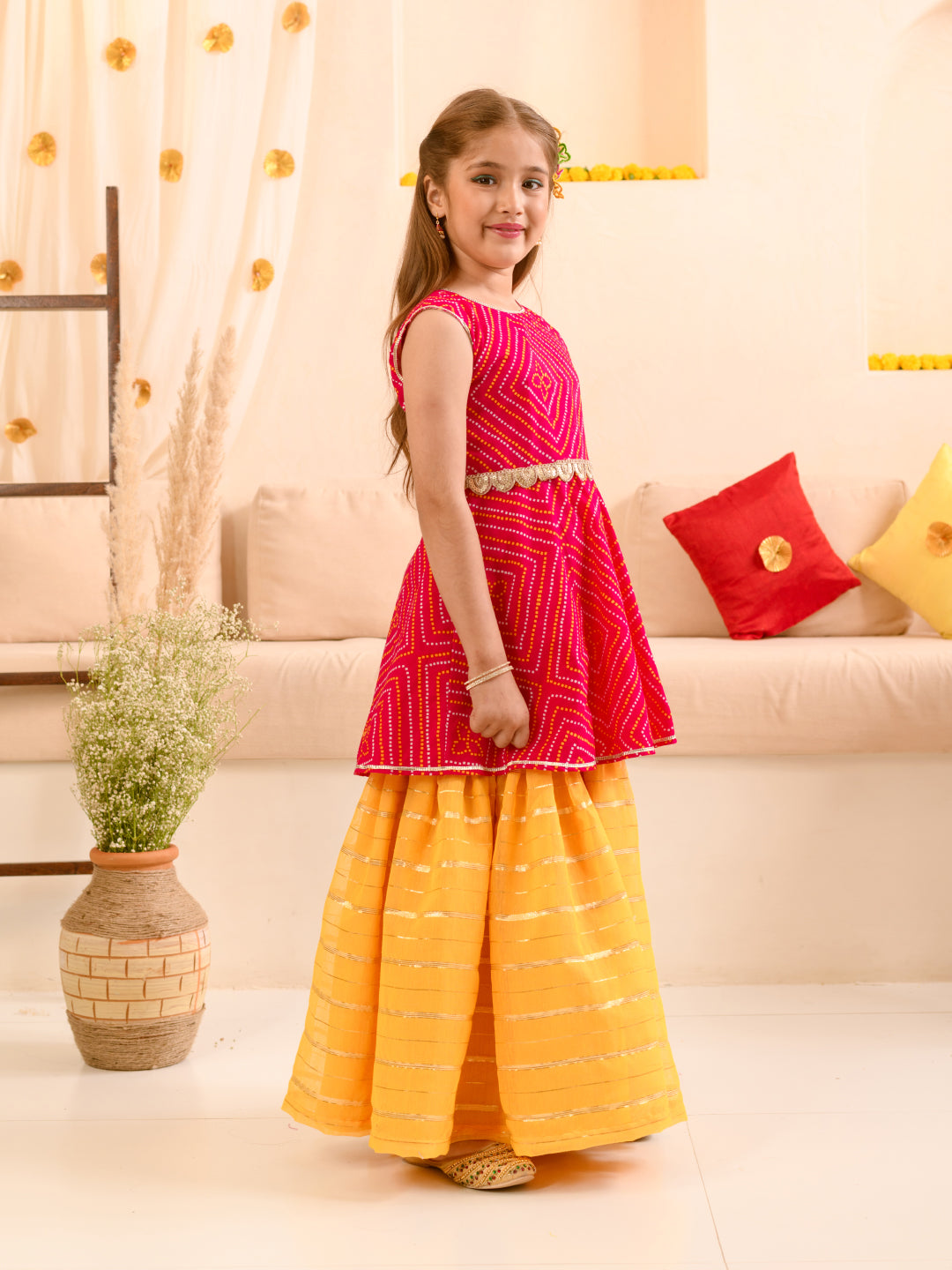 Girls Printed Regular Pure Cotton Kurta With Skirt (SHA-YELLOWLUREX)